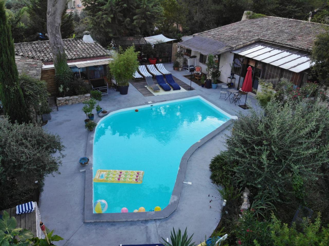 Inn 4 Bears Nîmes Dış mekan fotoğraf